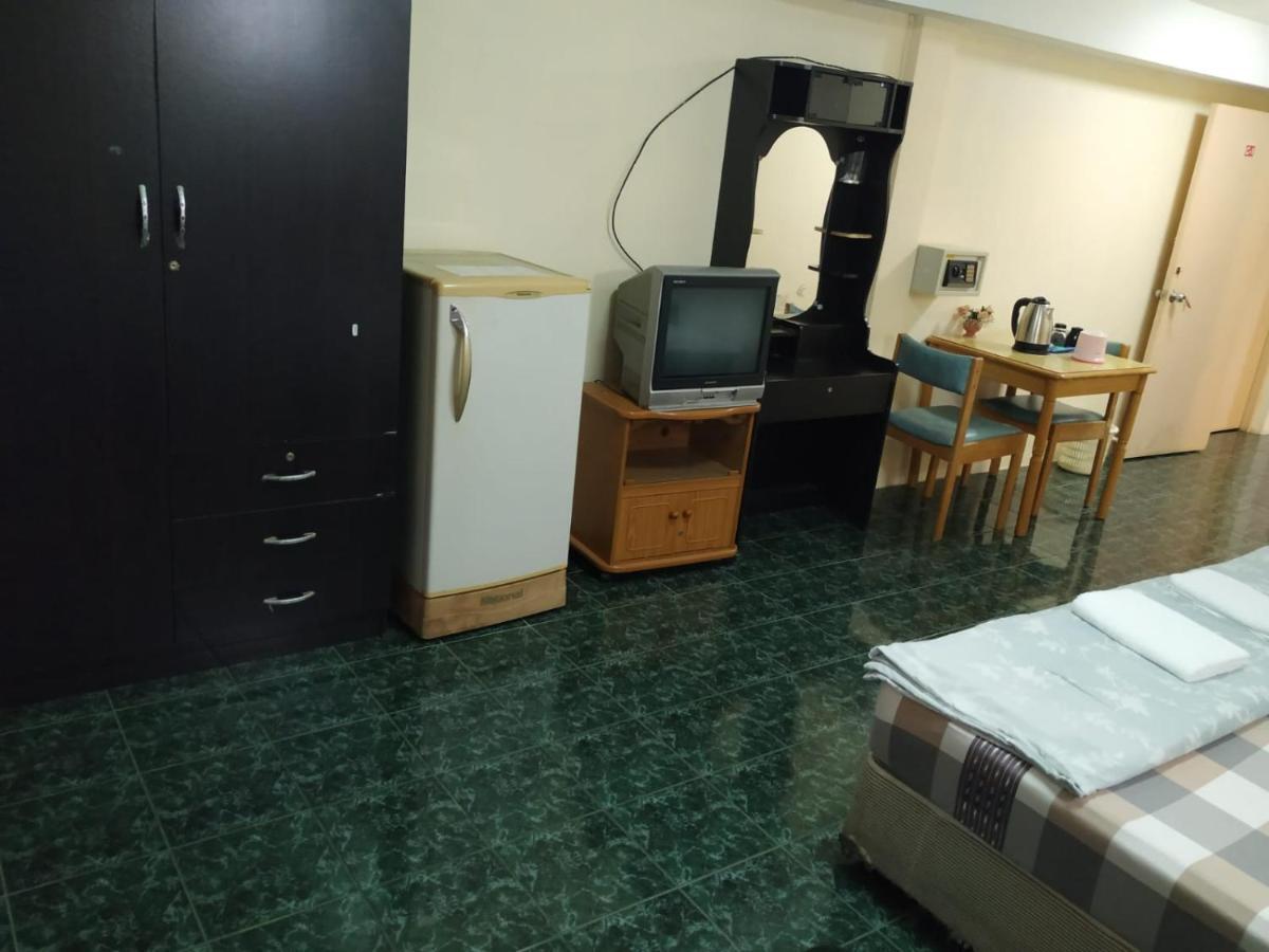 Encore Sea View Pattaya Exterior foto